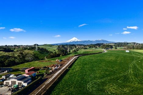 Photo of property in 4 Atutahi Street, Hurdon, New Plymouth, 4310