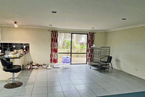 Photo of property in 8 Cartmel Avenue, Massey, Auckland, 0614