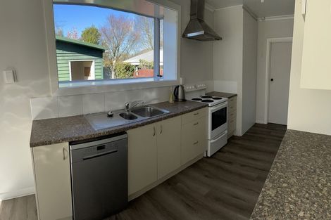 Photo of property in 171 Aorangi Road, Bryndwr, Christchurch, 8053