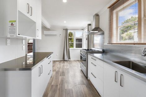 Photo of property in 65 Andrew Avenue, Roslyn, Palmerston North, 4414