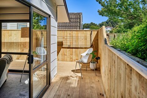 Photo of property in 22 Akatea Street, Berhampore, Wellington, 6023