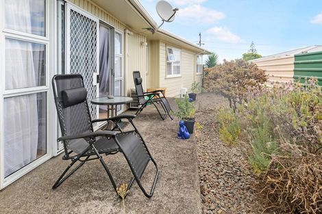 Photo of property in 184 Puriri Street, Castlecliff, Whanganui, 4501