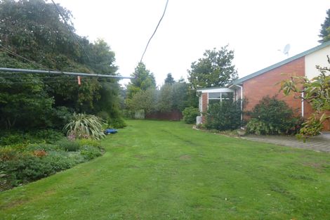 Photo of property in 99 Templer Street, Geraldine, 7992