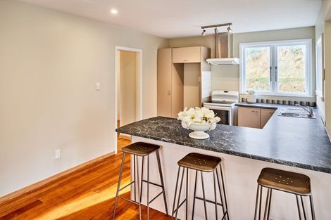 Photo of property in 25 Kiriwai Road, Paremata, Porirua, 5024