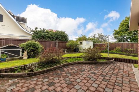 Photo of property in 10 Ruskin Place, Westown, New Plymouth, 4310