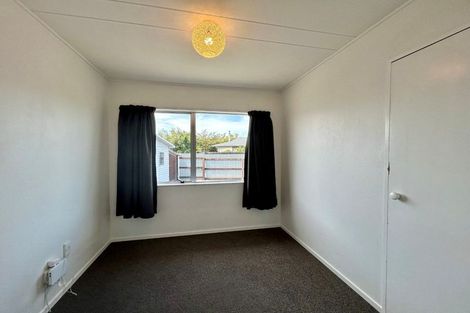 Photo of property in 94 Tait Drive, Greenmeadows, Napier, 4112