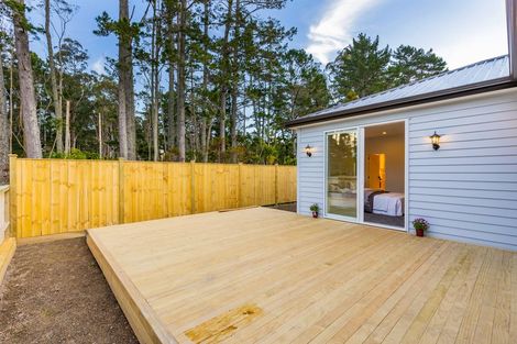 Photo of property in 28 Konoba Avenue, Kumeu, 0810