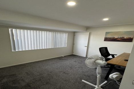 Photo of property in 2/19 Oratu Place, Manurewa, Auckland, 2102