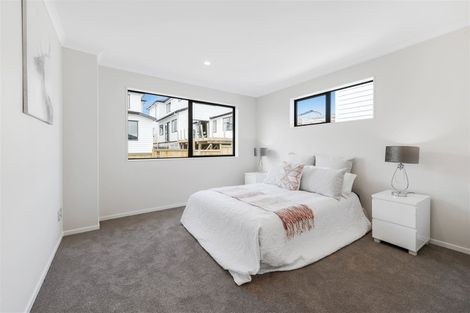 Photo of property in 4 Aklander Rise, Flat Bush, Auckland, 2019