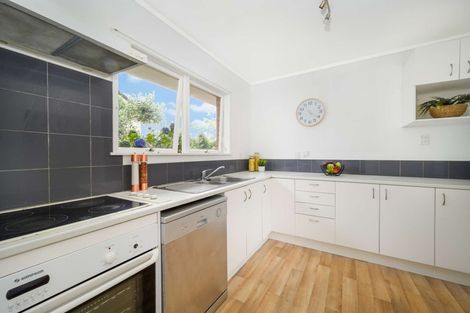 Photo of property in 2/63 Cardiff Road, Pakuranga, Auckland, 2010