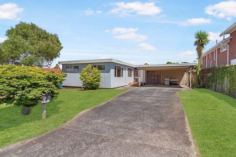 Photo of property in 15 Pooley Street, Pakuranga Heights, Auckland, 2010