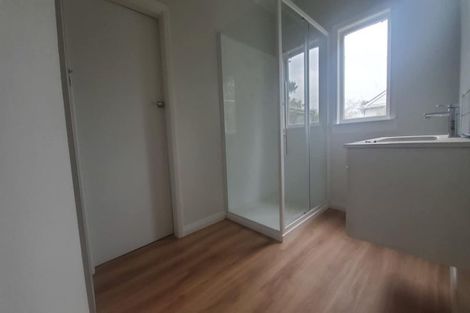 Photo of property in 1 Mckenzie Terrace, Carterton, 5713