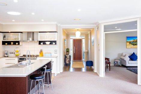 Photo of property in 2 Akaroa Road, Poraiti, Napier, 4112