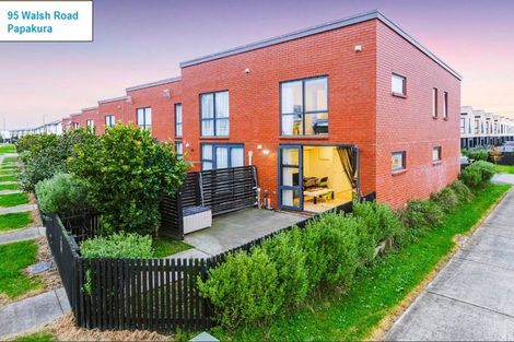 Photo of property in 95 Walsh Road, Papakura, 2110