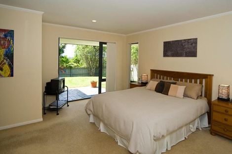 Photo of property in 20 Excelsa Place, Albany, Auckland, 0632