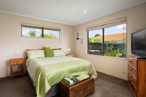 Photo of property in 10 Merrimana Drive, Thames, 3500