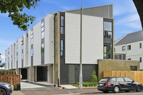 Photo of property in 2/240 Worcester Street, Christchurch Central, Christchurch, 8011