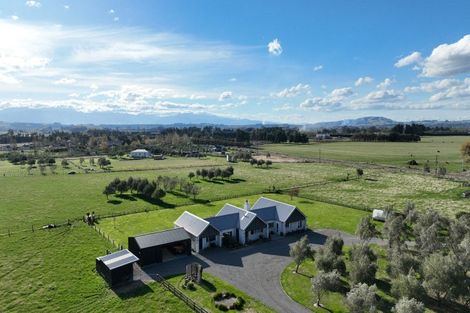 Photo of property in 104 White Rock Road, Martinborough, 5781