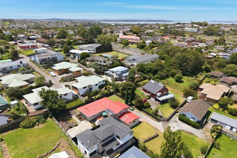 Photo of property in 40 Glenbervie Crescent, Massey, Auckland, 0614