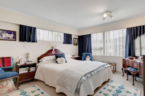 Photo of property in 42 Oxford Street, Tawa, Wellington, 5028