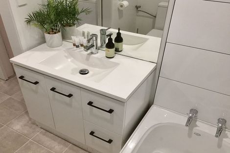 Photo of property in 9b Mallard Drive, Selwyn Heights, Rotorua, 3015