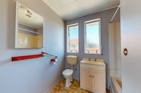 Photo of property in 6 Miller Place, Ngatea, 3503