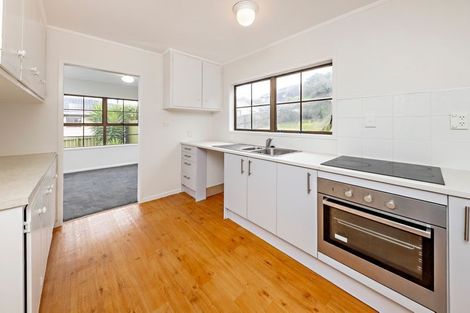 Photo of property in 30 Aronia Way, Goodwood Heights, Auckland, 2105