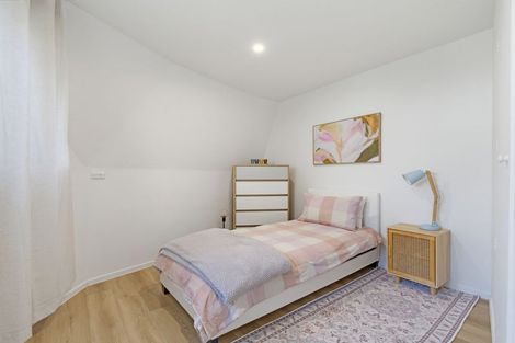 Photo of property in 2/280 Memorial Avenue, Burnside, Christchurch, 8053
