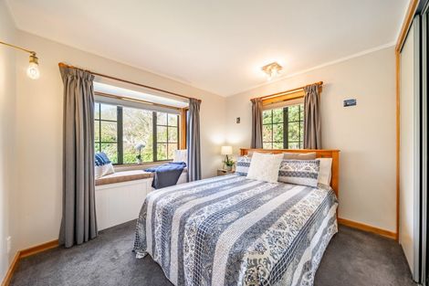 Photo of property in 45b Dowling Grove, Silverstream, Upper Hutt, 5019