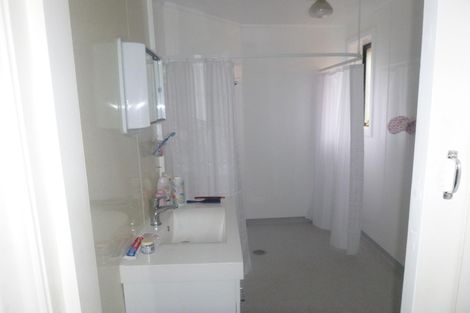 Photo of property in 99 Templer Street, Geraldine, 7992