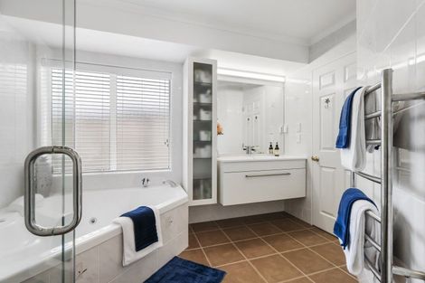 Photo of property in 15 Keppoch Court, Dannemora, Auckland, 2016