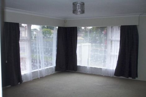 Photo of property in 44 Thompson Terrace, Manurewa, Auckland, 2102