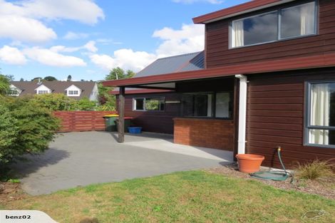 Photo of property in 2 Gemini Place, Kawaha Point, Rotorua, 3010