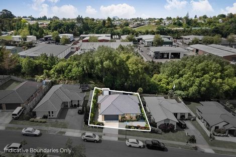Photo of property in 78 Fairfax Crescent, Pyes Pa, Tauranga, 3112