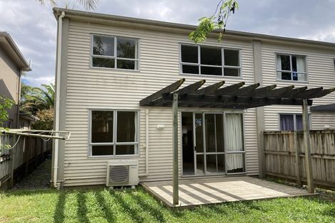 Photo of property in 4/17 Oakland Avenue, Papatoetoe, Auckland, 2025