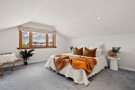 Photo of property in 19 Mavora Road, Lake Hayes, Queenstown, 9304