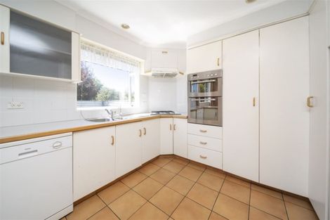 Photo of property in 48 Burns Street, Hawera, 4610