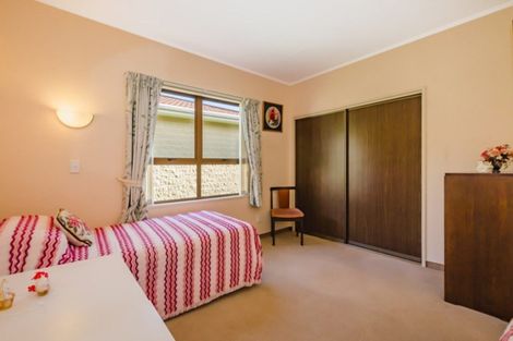 Photo of property in 9 Wakefield Grove, Waikanae, 5036
