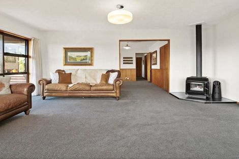 Photo of property in 14 Waikana Street, Broad Bay, Dunedin, 9014