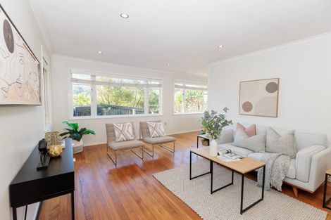 Photo of property in 15 Collier Avenue, Karori, Wellington, 6012