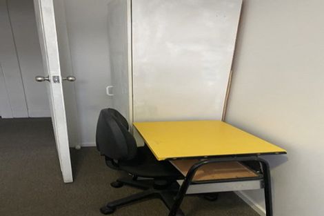 Photo of property in 35 Bay Street, Petone, Lower Hutt, 5012