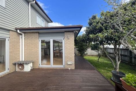 Photo of property in 33 Titoki Street, Te Atatu Peninsula, Auckland, 0610