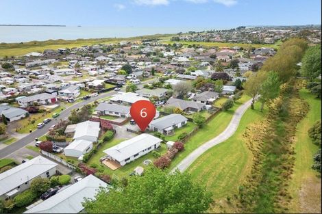 Photo of property in 6 Barbara Grove, Papamoa Beach, Papamoa, 3118