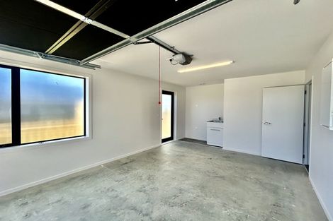 Photo of property in 4 Rockpool Road, Orewa, 0931