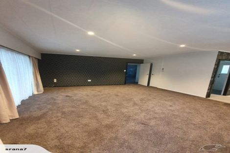 Photo of property in 78a Pinehaven Road, Pinehaven, Upper Hutt, 5019