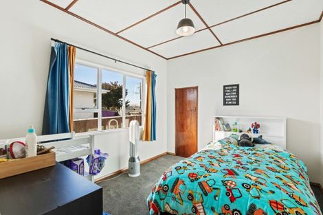 Photo of property in 48b Richmond Street, Waitara, 4320