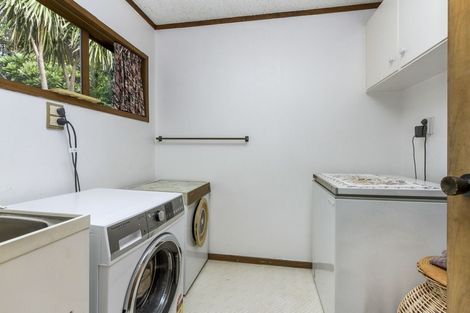 Photo of property in 14 King Richard Place, Browns Bay, Auckland, 0630