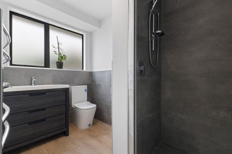 Photo of property in 1/3 Thornhill Place, Sockburn, Christchurch, 8042