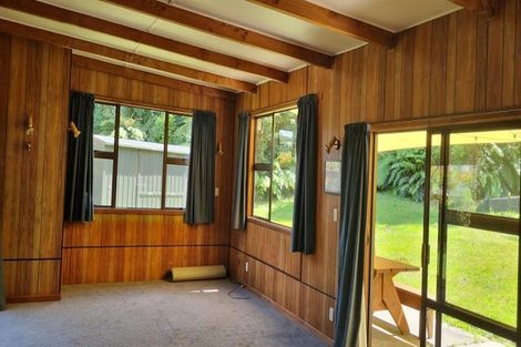 Photo of property in 22 Tombleson Road, Lake Rotoma, Rotorua, 3074