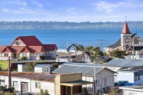 Photo of property in 21 Lake Road, Ohinemutu, Rotorua, 3010